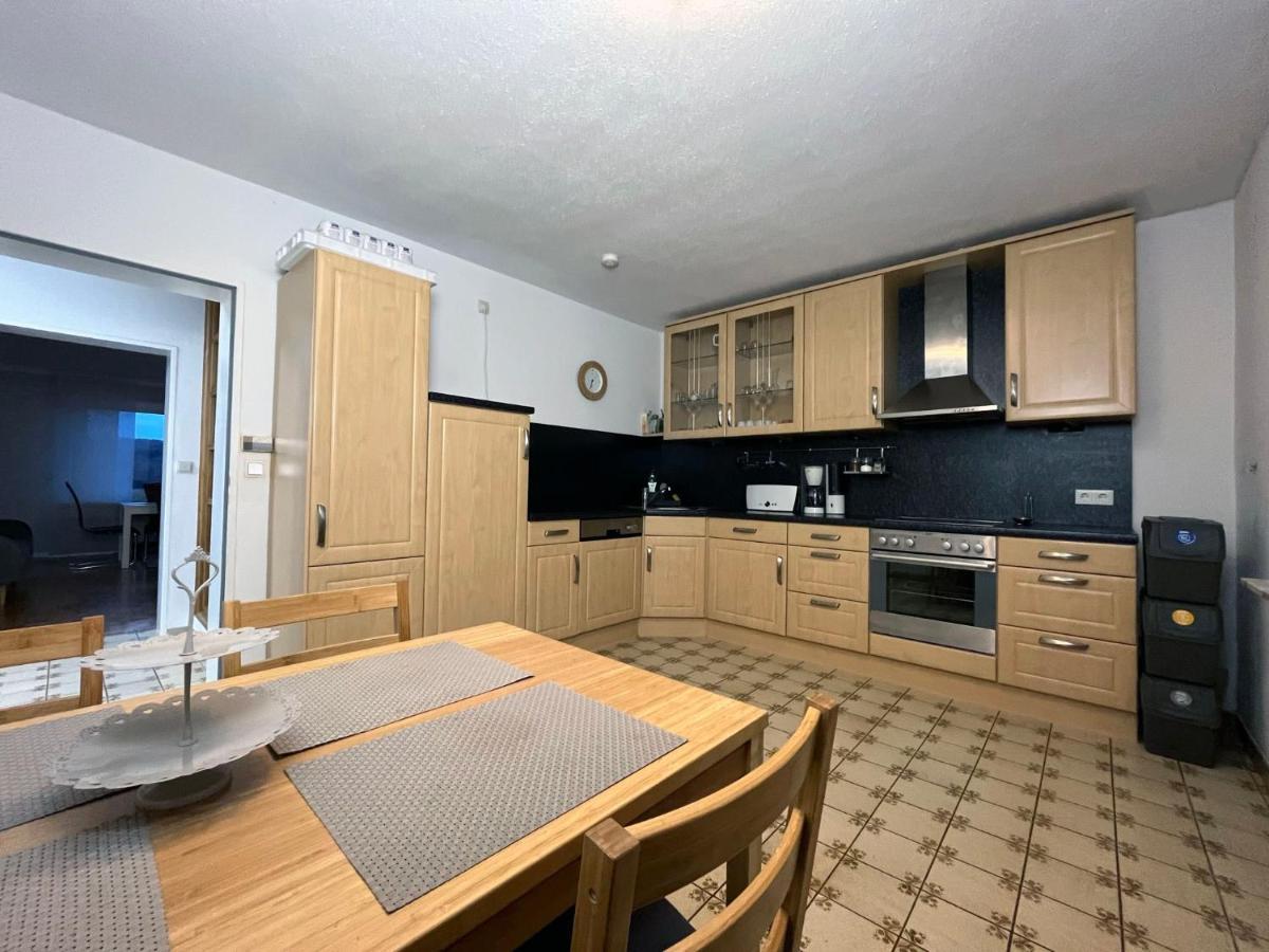 Wohnung Mit Panoramablick Gerolstein Bagian luar foto