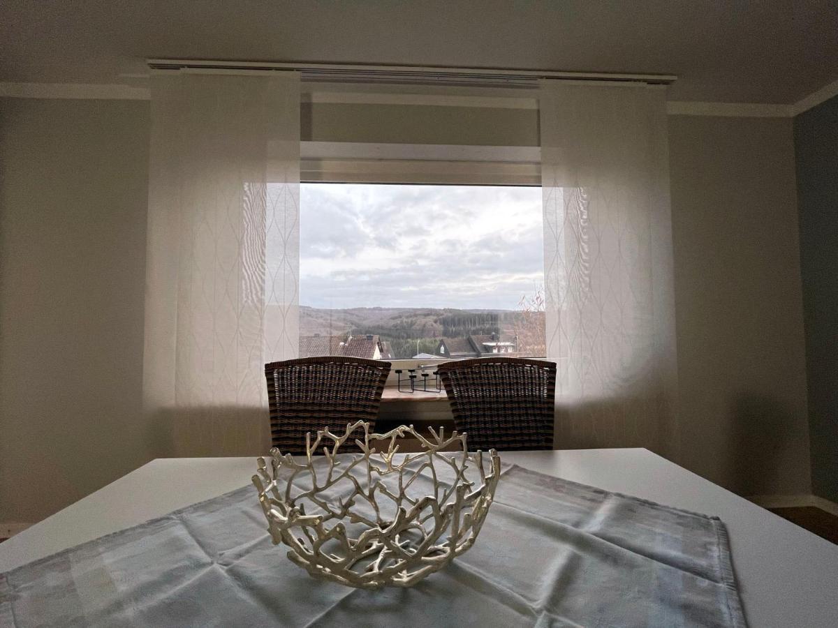 Wohnung Mit Panoramablick Gerolstein Bagian luar foto