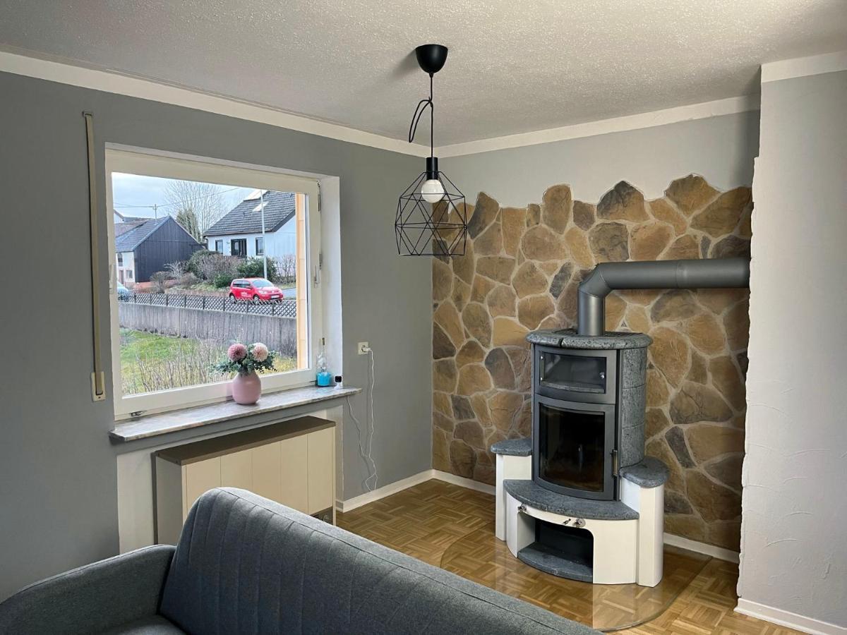 Wohnung Mit Panoramablick Gerolstein Bagian luar foto